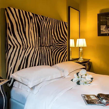 Porcellino Gallery Art Boutique Bb Couette-café