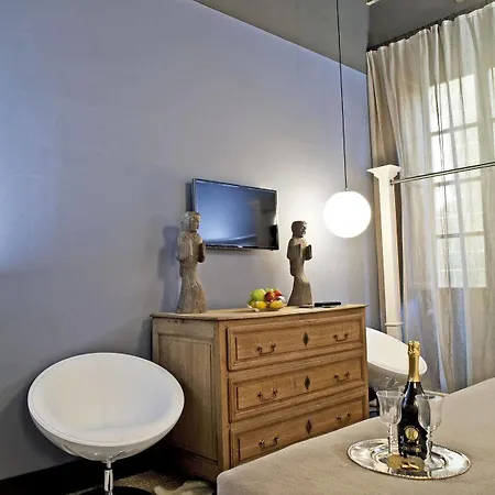 Porcellino Gallery Art Boutique Bb Bed & Breakfast Florence
