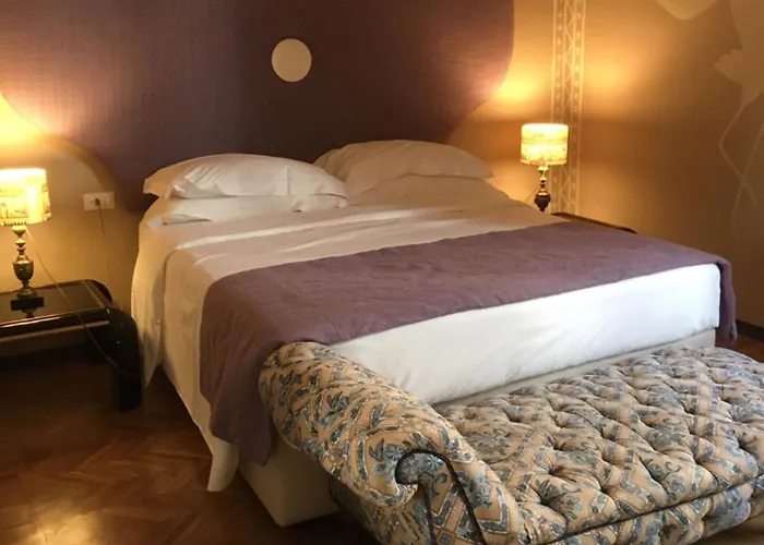 Porcellino Gallery Art Boutique Bb Alojamento de Acomodação e Pequeno-almoço