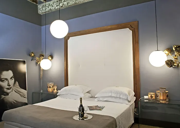 Porcellino Gallery Art Boutique Bb