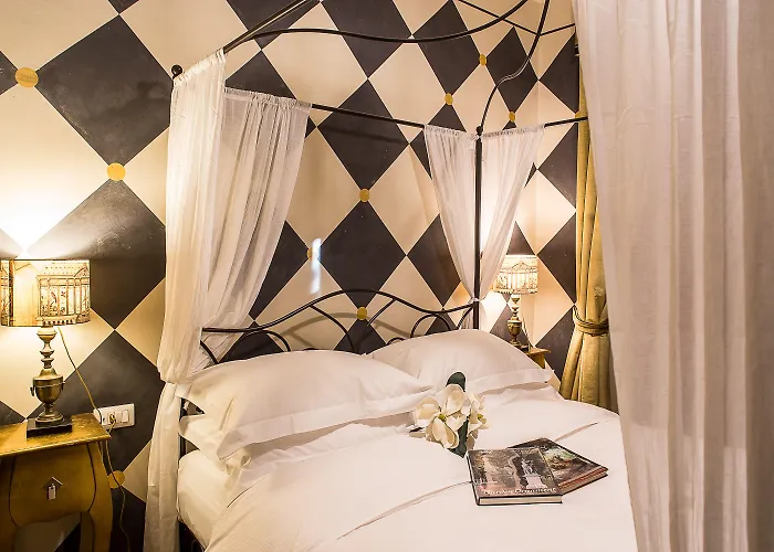 Porcellino Gallery Art Boutique Bb Alojamento de Acomodação e Pequeno-almoço Florença